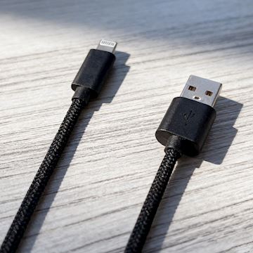 Musthavz GoEasy USB-A to Lightning Nylon Cable 1m, black